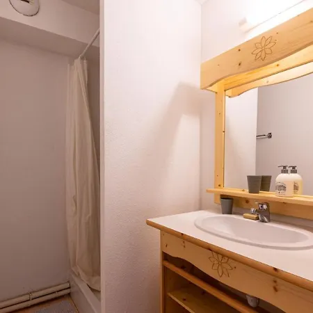 Apartment Les Ecureuils B11 - Montagne 3 Pers
